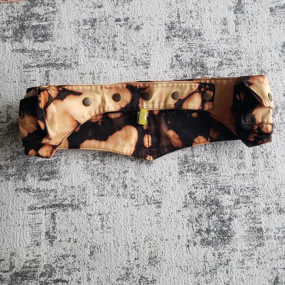 Rabbit and Empee Tie Dye Waist Utility Pocket Belt Length: 43" - Picture 4 of 11
